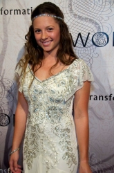 Photos de Mackenzie Rosman - Lady Or Vamp Spring 2012 Fashion Preview - 1